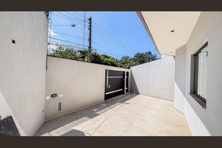 Casa à venda com 106m², 3 quartos e 3 vagas Casa à venda com 106m², 3 quartos e 3 vagasGaragem