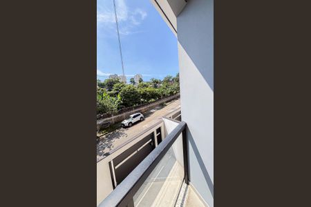 Casa à venda com 106m², 3 quartos e 3 vagas Casa à venda com 106m², 3 quartos e 3 vagasVaranda da Suíte