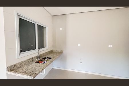 Casa à venda com 106m², 3 quartos e 3 vagas Casa à venda com 106m², 3 quartos e 3 vagasCozinha