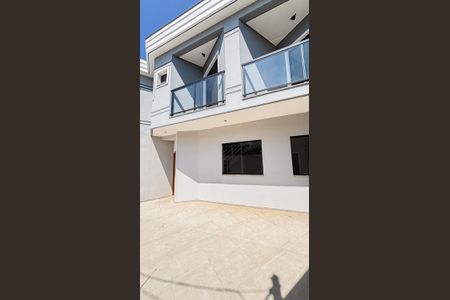 Casa à venda com 106m², 3 quartos e 3 vagas Casa à venda com 106m², 3 quartos e 3 vagasGaragem