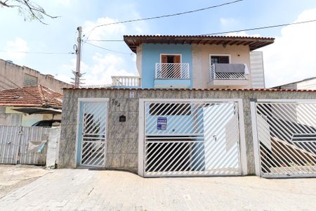 Casa à venda com 326m², 4 quartos e 8 vagas Casa à venda com 326m², 4 quartos e 8 vagasFachada e placa