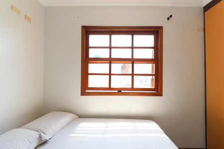 Casa à venda com 326m², 4 quartos e 8 vagas Casa à venda com 326m², 4 quartos e 8 vagasQuarto 1