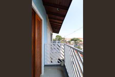 Casa à venda com 326m², 4 quartos e 8 vagas Casa à venda com 326m², 4 quartos e 8 vagasVaranda da Suíte