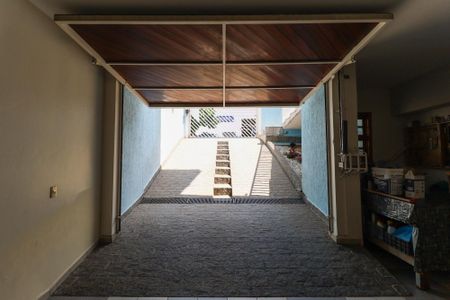 Casa à venda com 326m², 4 quartos e 8 vagas Casa à venda com 326m², 4 quartos e 8 vagasGaragem