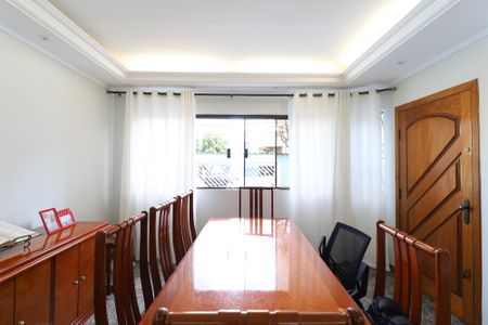 Casa à venda com 326m², 4 quartos e 8 vagas Casa à venda com 326m², 4 quartos e 8 vagasSala