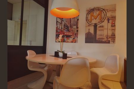 Apartamento à venda com 59m², 2 quartos e 1 vagaÁrea comum