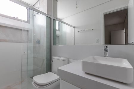 Apartamento à venda com 215m², 2 quartos e 3 vagas Apartamento à venda com 215m², 2 quartos e 3 vagasBanheiro