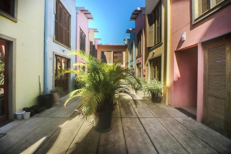 Casa de condomínio à venda com 68m², 2 quartos e 1 vaga Casa de condomínio à venda com 68m², 2 quartos e 1 vagaÁrea comum