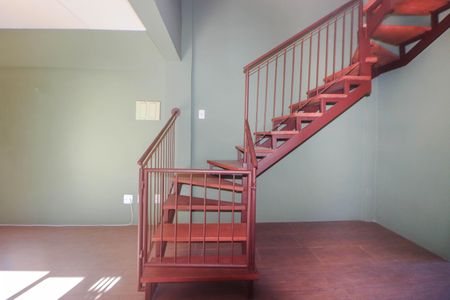 Casa de condomínio à venda com 68m², 2 quartos e 1 vaga Casa de condomínio à venda com 68m², 2 quartos e 1 vagaSala