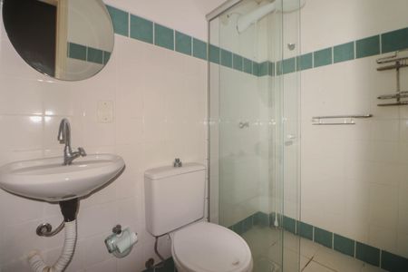 Casa de condomínio à venda com 68m², 2 quartos e 1 vaga Casa de condomínio à venda com 68m², 2 quartos e 1 vagaBanheiro