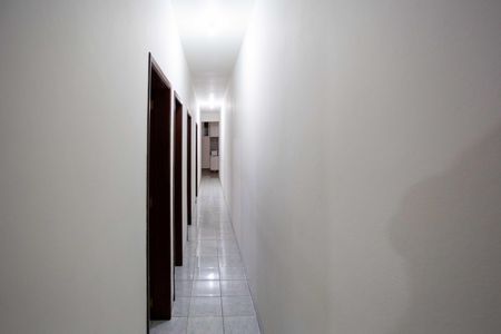 Casa à venda com 272m², 7 quartos e 2 vagasCorredor