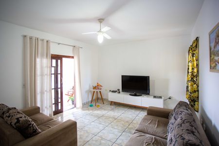 Casa à venda com 272m², 7 quartos e 2 vagasCasa 2 - Sala