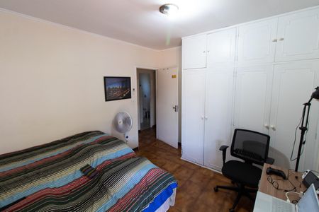 Casa à venda com 210m², 3 quartos e 8 vagas Casa à venda com 210m², 3 quartos e 8 vagasQuarto 1