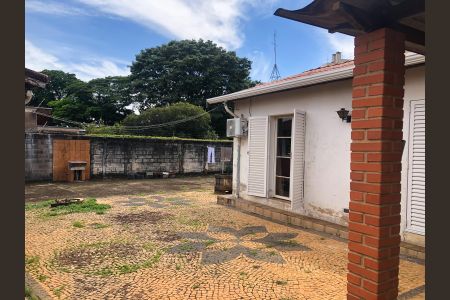 Casa à venda com 210m², 3 quartos e 8 vagas Casa à venda com 210m², 3 quartos e 8 vagasÁrea comum