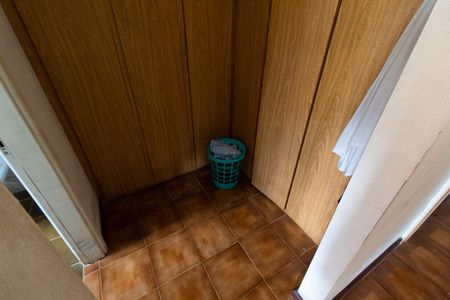 Casa à venda com 210m², 3 quartos e 8 vagas Casa à venda com 210m², 3 quartos e 8 vagasCloset