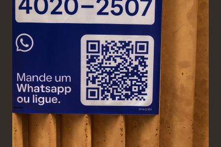 Casa à venda com 210m², 3 quartos e 8 vagas Casa à venda com 210m², 3 quartos e 8 vagasFACHADA