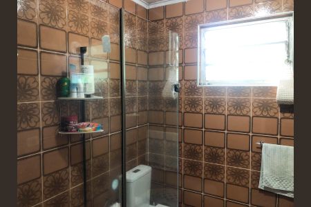 Casa à venda com 210m², 3 quartos e 8 vagas Casa à venda com 210m², 3 quartos e 8 vagasBanheiro