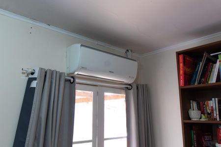 Casa à venda com 210m², 3 quartos e 8 vagas Casa à venda com 210m², 3 quartos e 8 vagasQuarto 1