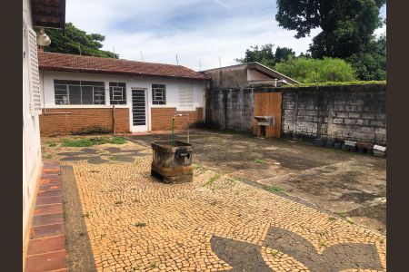 Casa à venda com 210m², 3 quartos e 8 vagas Casa à venda com 210m², 3 quartos e 8 vagasÁrea comum