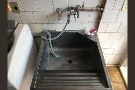 Casa à venda com 210m², 3 quartos e 8 vagas Casa à venda com 210m², 3 quartos e 8 vagasÁrea de Serviço