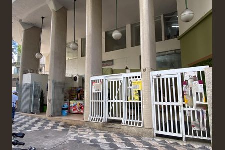 Studio à venda com 49m², 1 quarto e sem vaga Studio à venda com 49m², 1 quarto e sem vagaFachada