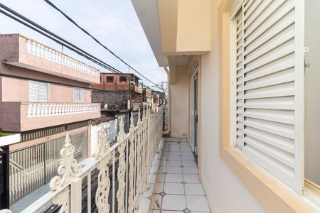Casa à venda com 150m², 4 quartos e 3 vagas Casa à venda com 150m², 4 quartos e 3 vagasCasa 01 -  Varanda da Sala