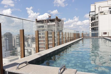 Studio à venda com 26m², 1 quarto e sem vaga Studio à venda com 26m², 1 quarto e sem vagaPiscina