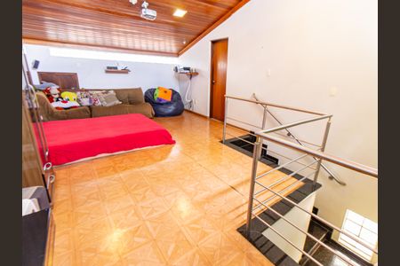 Casa à venda com 300m², 4 quartos e 3 vagas Casa à venda com 300m², 4 quartos e 3 vagasSuíte 2