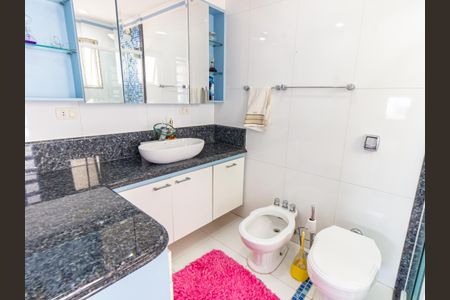 Casa à venda com 300m², 4 quartos e 3 vagas Casa à venda com 300m², 4 quartos e 3 vagasBanheiro da Suíte 3