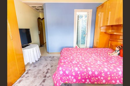 Casa à venda com 300m², 4 quartos e 3 vagas Casa à venda com 300m², 4 quartos e 3 vagasSuíte 3