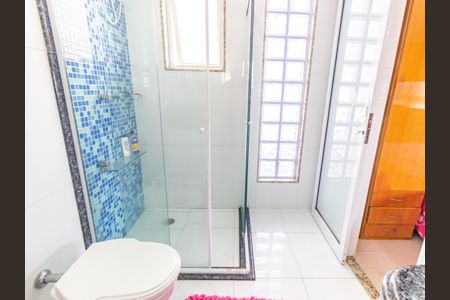 Casa à venda com 300m², 4 quartos e 3 vagas Casa à venda com 300m², 4 quartos e 3 vagasBanheiro da Suíte 3