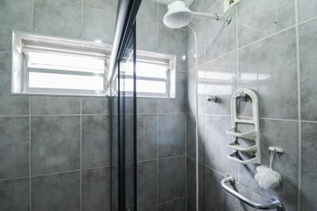 Casa à venda com 117m², 2 quartos e 3 vagasBanheiro 1