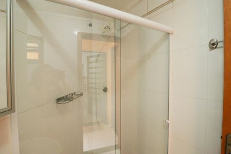 Casa à venda com 117m², 2 quartos e 3 vagasBanheiro 2