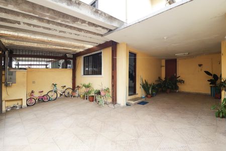 Casa à venda com 117m², 2 quartos e 3 vagasGaragem