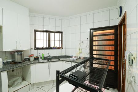 Casa à venda com 117m², 2 quartos e 3 vagasCozinha