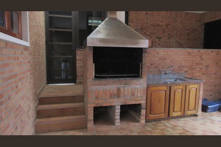 Casa à venda com 652m², 5 quartos e 5 vagasÁrea gourmet