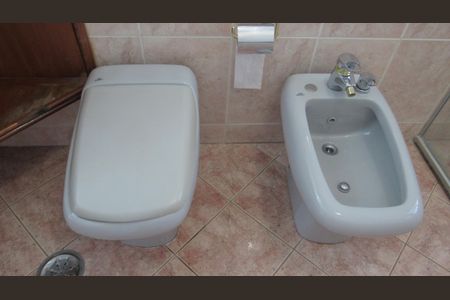 Casa à venda com 652m², 5 quartos e 5 vagasSuíte