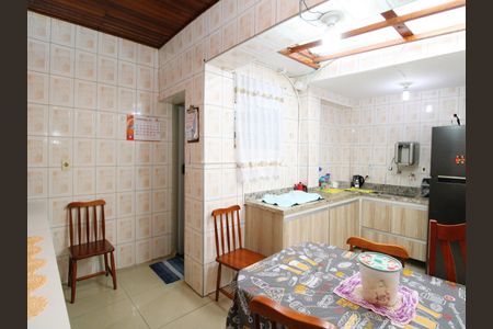 Casa à venda com 107m², 2 quartos e sem vagaCozinha