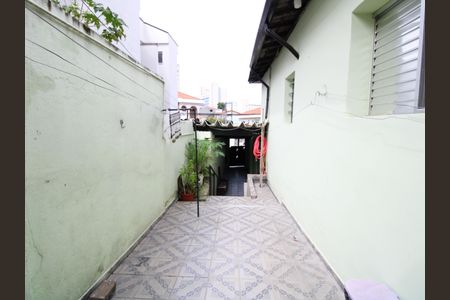 Casa à venda com 107m², 2 quartos e sem vagaQuintal