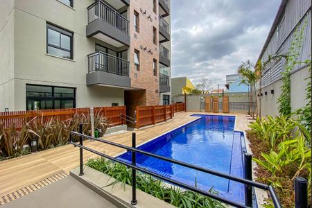 Apartamento à venda com 43m², 1 quarto e 1 vaga Apartamento à venda com 43m², 1 quarto e 1 vagaÁrea comum - Piscina