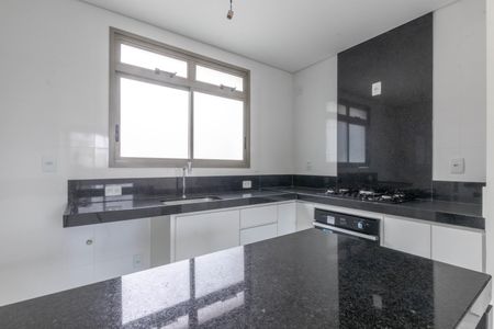 Apartamento à venda com 66m², 2 quartos e 2 vagas Apartamento à venda com 66m², 2 quartos e 2 vagasCozinha