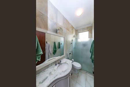 Apartamento à venda com 127m², 4 quartos e 2 vagas Apartamento à venda com 127m², 4 quartos e 2 vagasBanheiro da Suíte