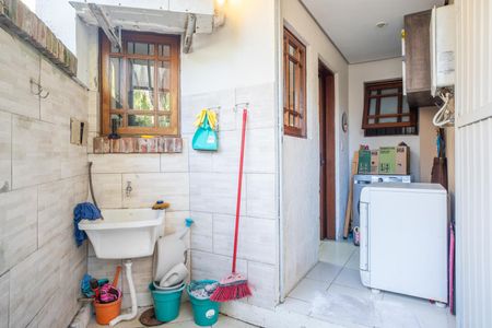 Casa de condomínio à venda com 166m², 3 quartos e 2 vagasÁrea de Serviço