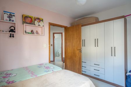 Casa de condomínio à venda com 166m², 3 quartos e 2 vagasQuarto 2