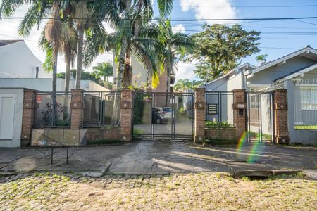 Casa de condomínio à venda com 166m², 3 quartos e 2 vagasFachada