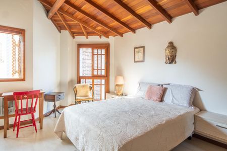 Casa de condomínio à venda com 166m², 3 quartos e 2 vagasQuarto 3 - Suíte