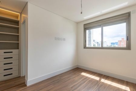 Apartamento à venda com 66m², 2 quartos e 2 vagas Apartamento à venda com 66m², 2 quartos e 2 vagasSuíte 1