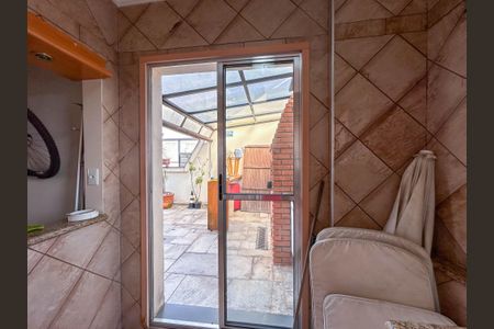 Apartamento à venda com 198m², 3 quartos e 4 vagas Apartamento à venda com 198m², 3 quartos e 4 vagasÁrea gourmet