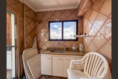 Apartamento à venda com 198m², 3 quartos e 4 vagas Apartamento à venda com 198m², 3 quartos e 4 vagasÁrea gourmet