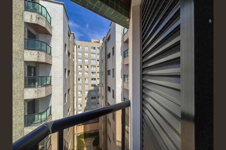 Apartamento à venda com 198m², 3 quartos e 4 vagas Apartamento à venda com 198m², 3 quartos e 4 vagasVaranda da Suíte